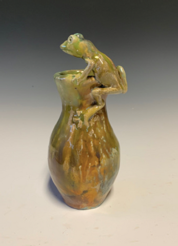 Small Tree Frog Vase